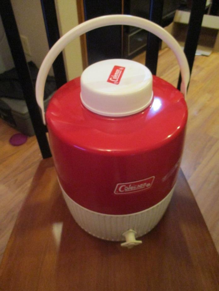 Vintage Coleman Red White Metal Plastic Water Cooler 2 Gallon Jug w/Cup