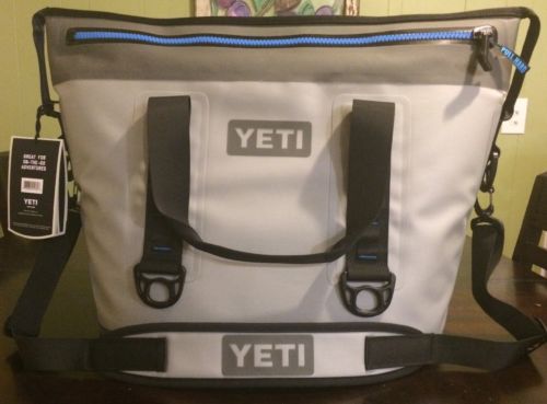 Yeti Hopper Two 30 Gray / Blue NEW WITH TAGS soft zipper Cooler
