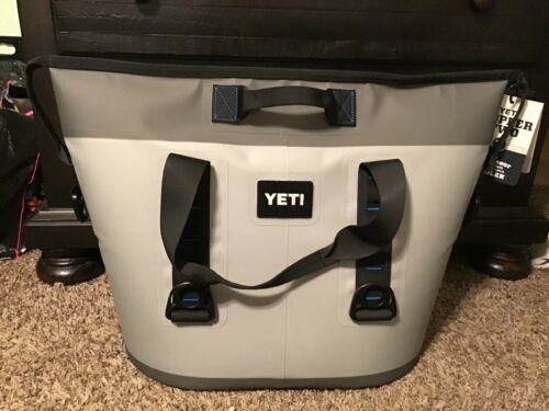 2018 Yeti Hopper Two 30 Gray / Blue NEW WITH TAGS soft zipper Cooler