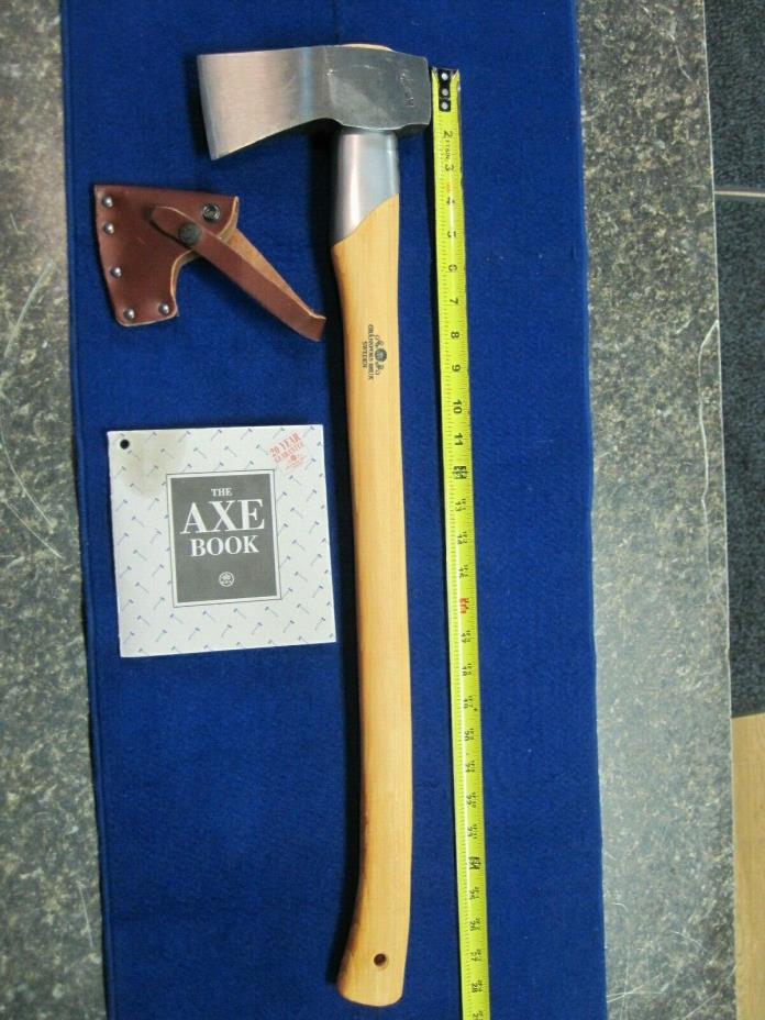 Gransfors Bruk Large Splitting Axe #442 with Sheath & The Axe Book