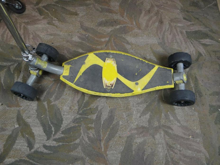 Fuzion Sport 4 Wheel Asphalt Ultimate Carving Scooter Board Yellow