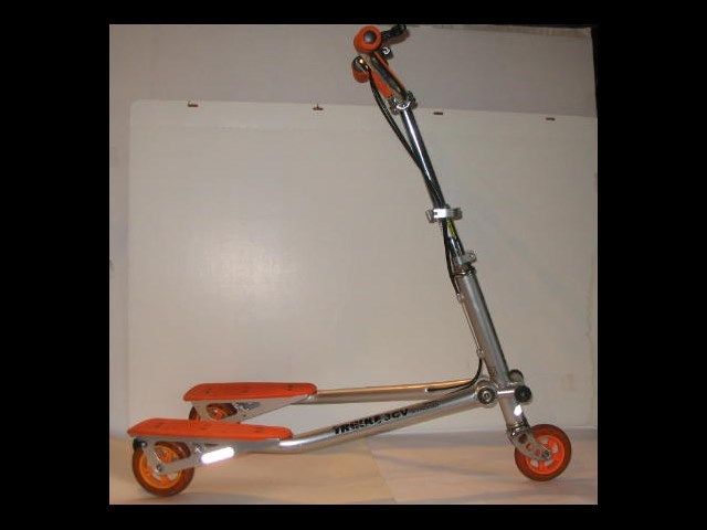 TRIKKE 5 Trike 3-Wheeled Carving Scooter 3CV ORANGE