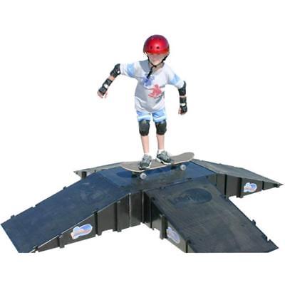 4-Sided Pyramid Skateboard Kit Ramps 1-Deck