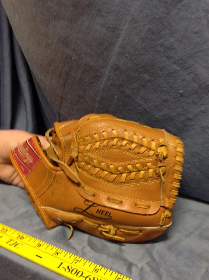 Rawling RBG 130 Baseball Glove