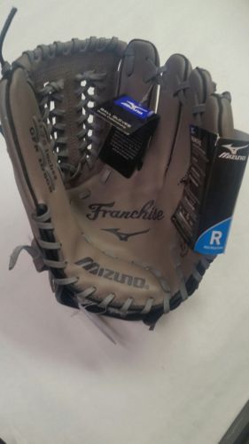 MIZUNO FRANCHISE 11.75