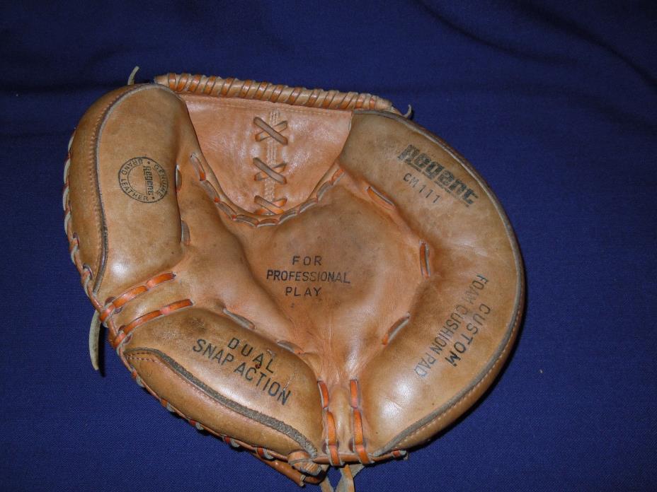 Vintage Regent Catcher's Mitt RT CM111