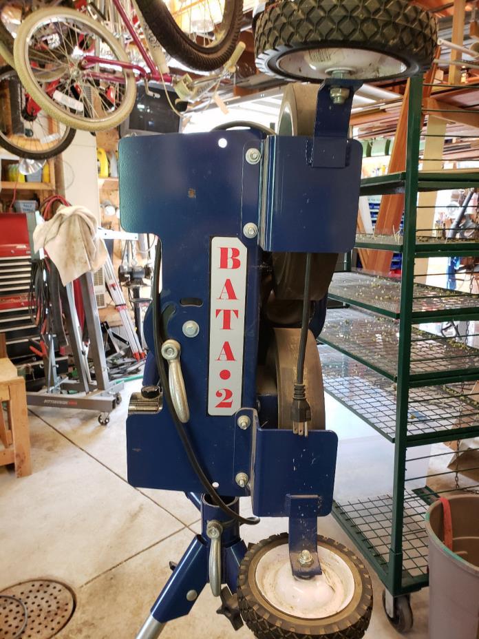 BATA-2 Combo Pitching Machine