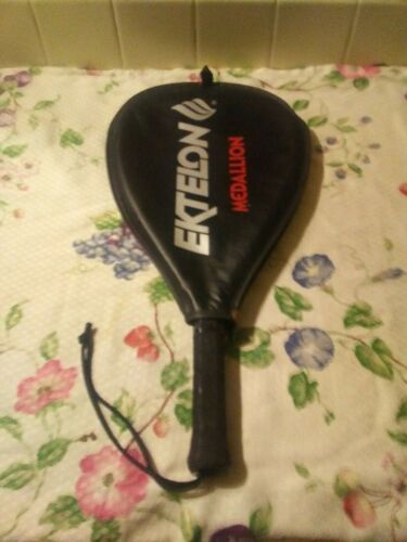 EKTELON Medallion Size X-Small 5D Racquetball Racquet & Cover, Red and Black