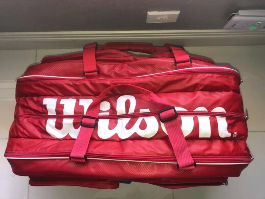 Wilson  V TOUR Tennis Red 15 Pack TENNIS  Bag