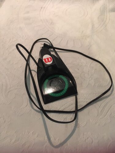 Wilson Electronic Golf Auto Ball Returner Putting Pal w/ Regulation Size Target