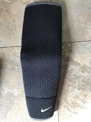 NIB Nike Authentic Equipment Black Woven Knee Brace Size XL