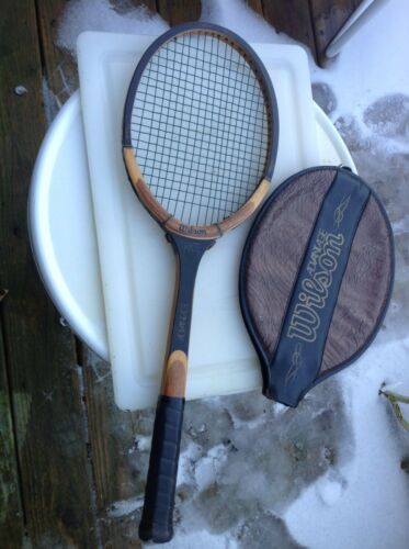 Vintage 1970's WILSON Lady Advantage Wood Tennis Racket And Cover