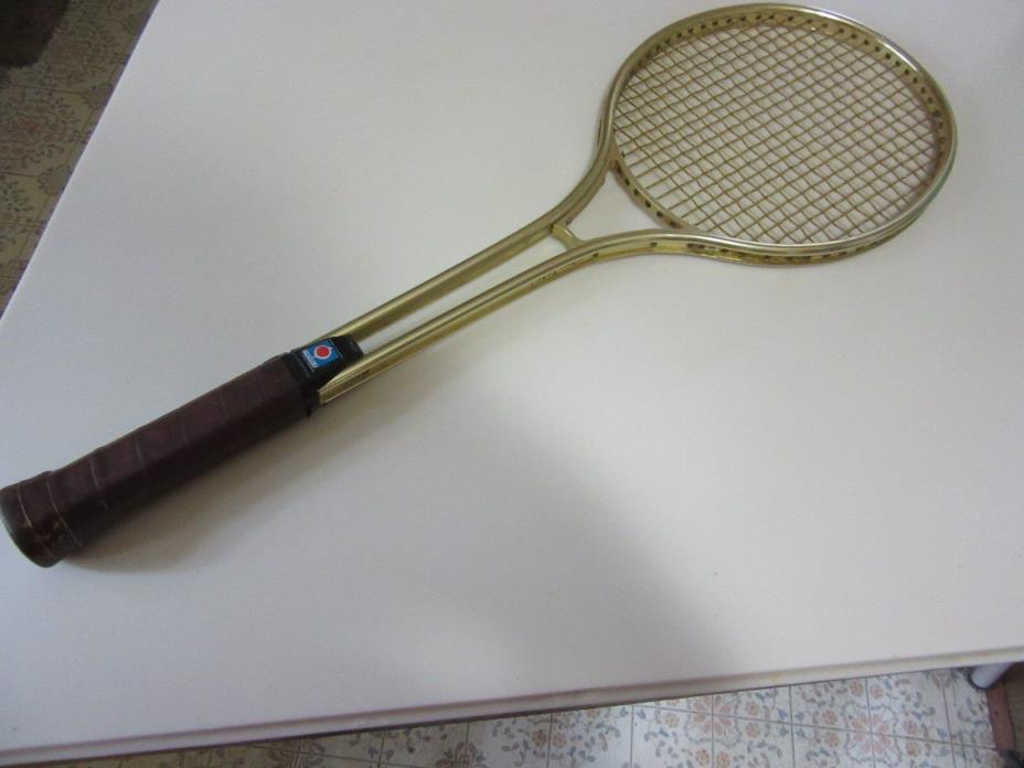 Rare Vintage CHEMOLD TONY ROCHE AUTOGRAPH Gold Aluminium Tennis Racket 4-1/2 L