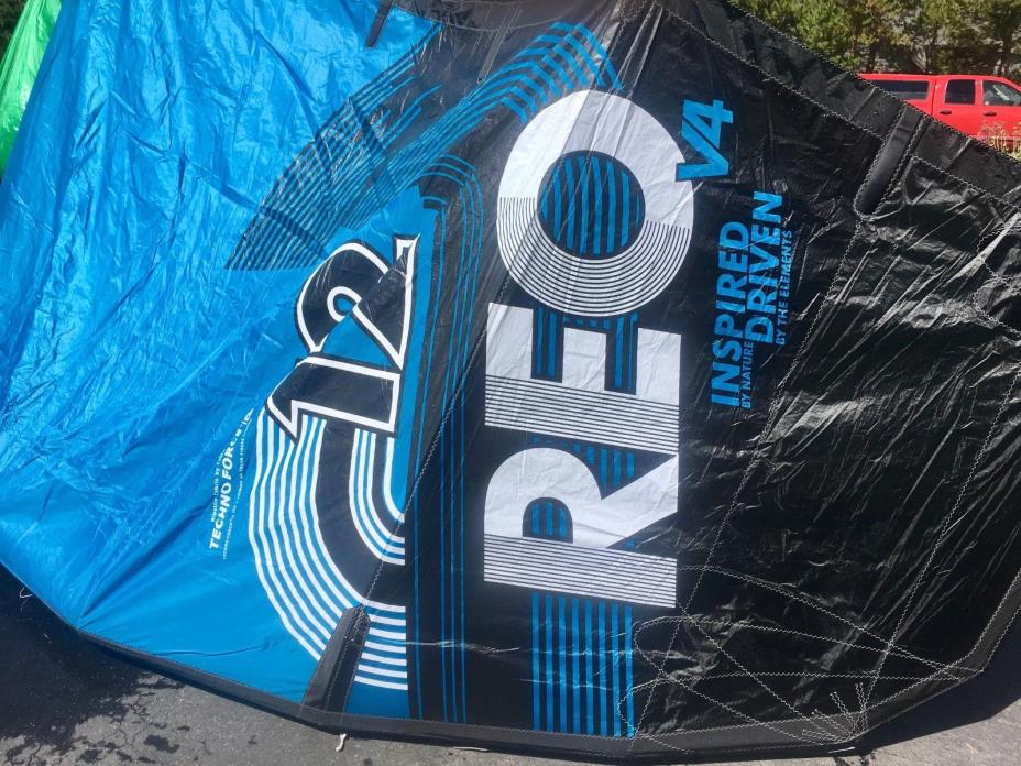 Ozone Reo V4 12 meter kite