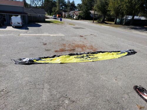 Cabrinha Black Tip DART Kitesurfing Kite, w/Bag, Size:12/2 Meters For Parts