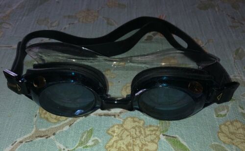 Adult Non-Fogging Swimming Goggles Adjustable UV Protection With Nose Clips