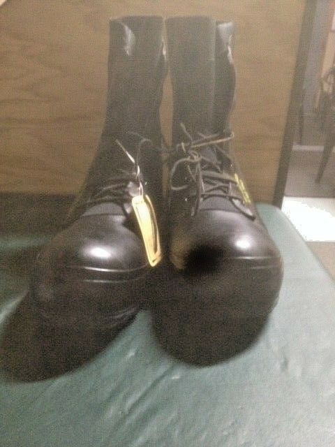 11R Bata Black Mickey Mouse, New, Bunny Boots, NEW, 0 to -20F, blemished, WARM!