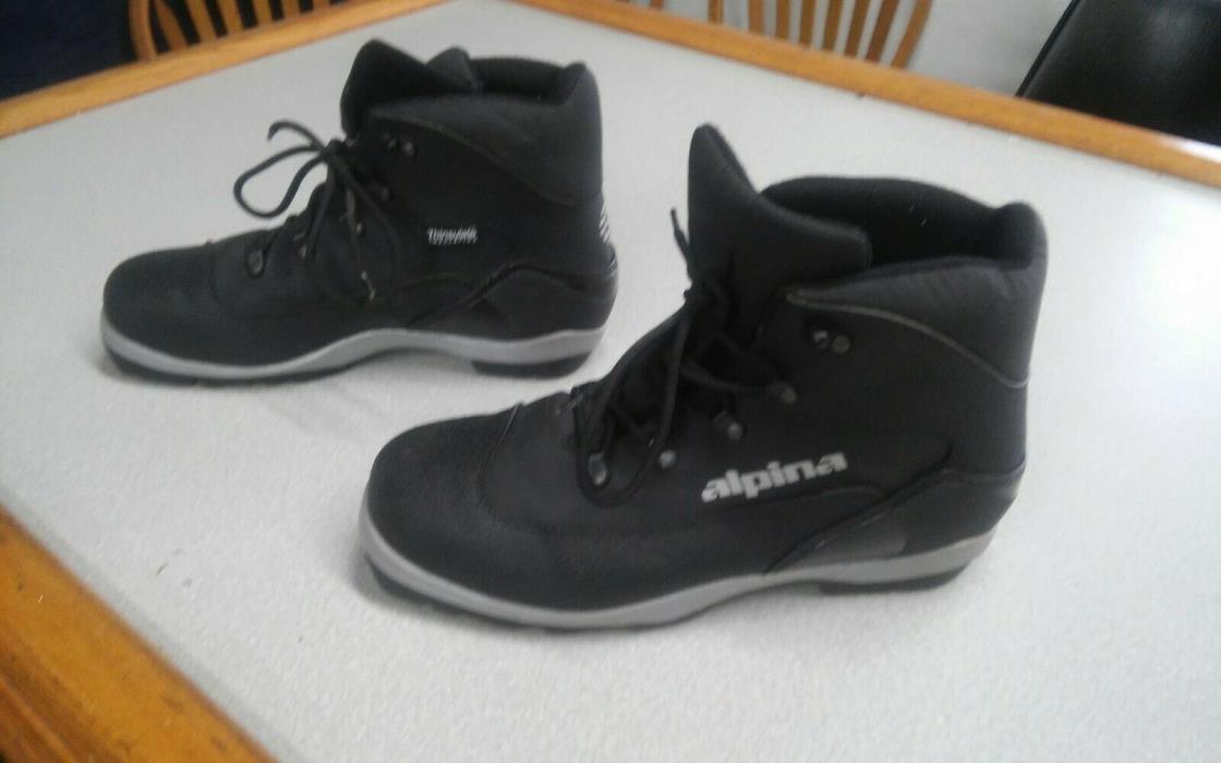 Alpina Back Country Thinsulate Cross-Country Ski Boots Size 46 EU -   12  US
