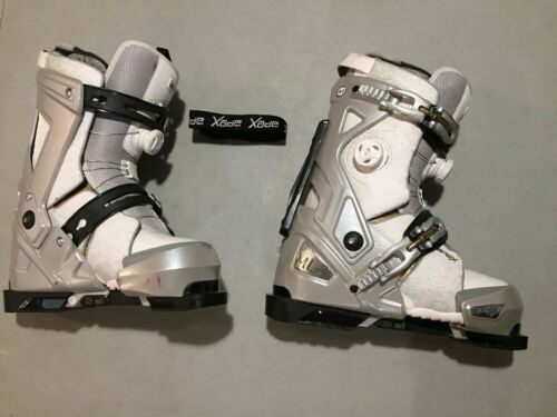 Nice Apex ML-3 Women's Ski Boots. Size W 9/ 26.0.  Gently Used (321mmA)