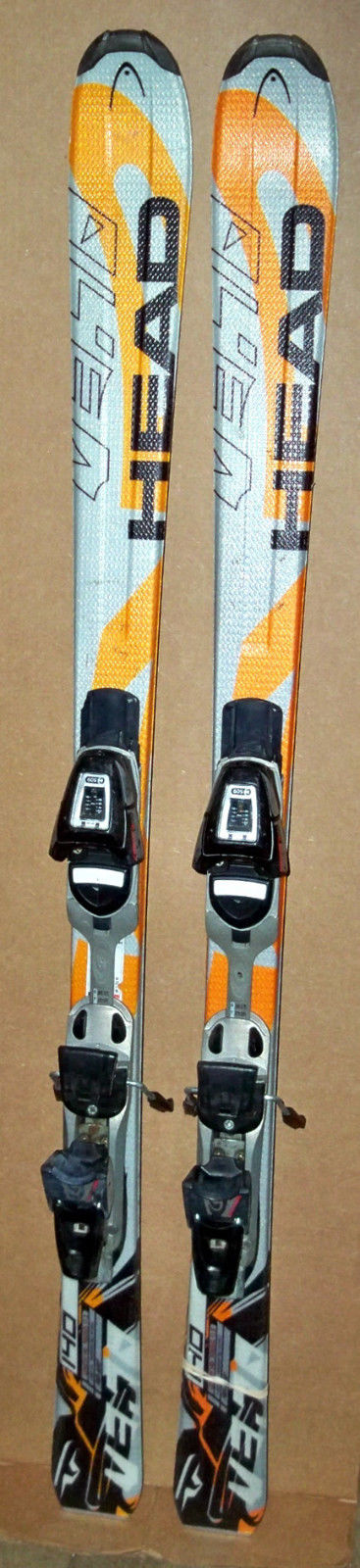 140 cm Head M3.70 skis bindings + women's size 9 ski boots + poles