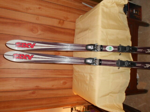 Axis AC 7.0 SKIS 160cm with Marker 3.1 ski bindings SNOW!!!  ~~