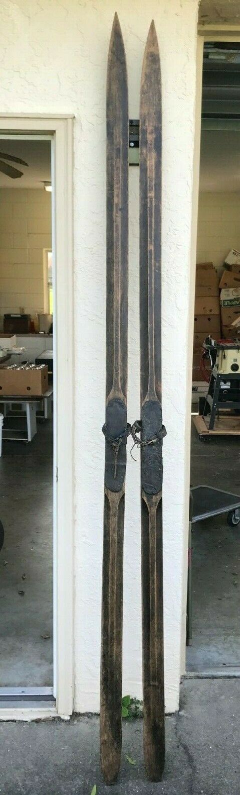 Vintage Wood Skis  - 94