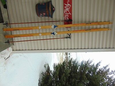 vintage   wooden skis  83 