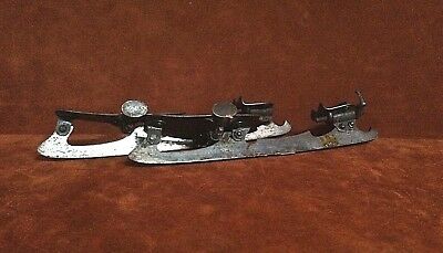 Vintage Pair UNION HARDWARE Leather Ice Skates Steel Blade 9 ~ Torrington, Conn