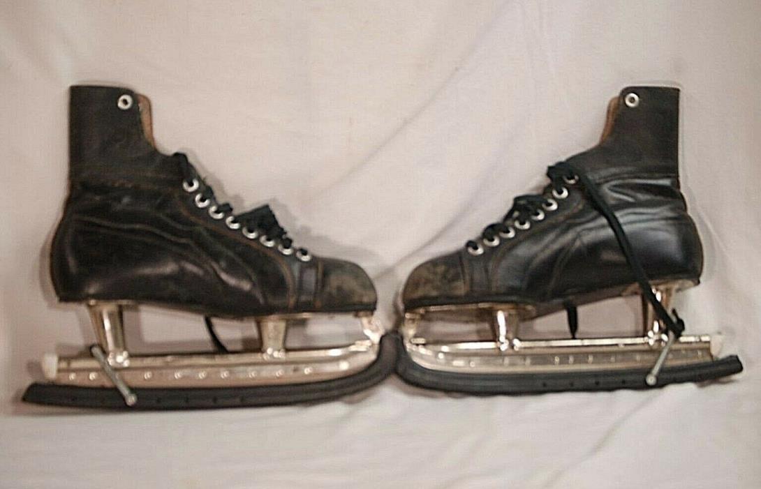 Vintage Aerflyte Hockey Ice Skates w Blade Cover Maple Leaf Men's Size 9 Canada