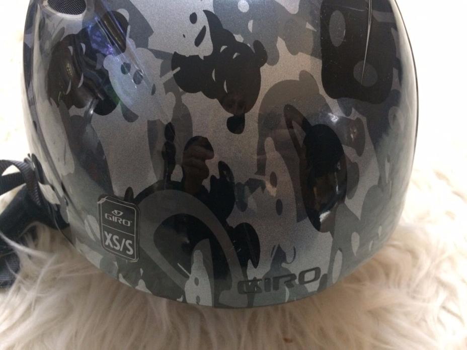 Giro mens XS S gray and black alien snowboarding helmet Slingshot Sports Gear