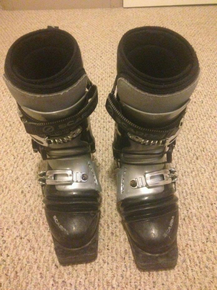 Scarpa T1 Telemark Boots size 26.5 75mm Black Silver Good Condition
