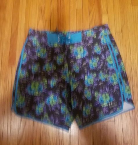 Mens Under Armour Board Shorts Size 38