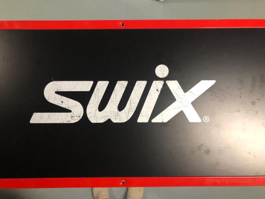 SWIX portable waxing table P/U only