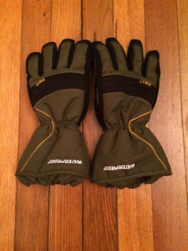 Unisex NWOT YOUNGSTOWN gloves Waterproof Winter Xt Gloves Size Medium.