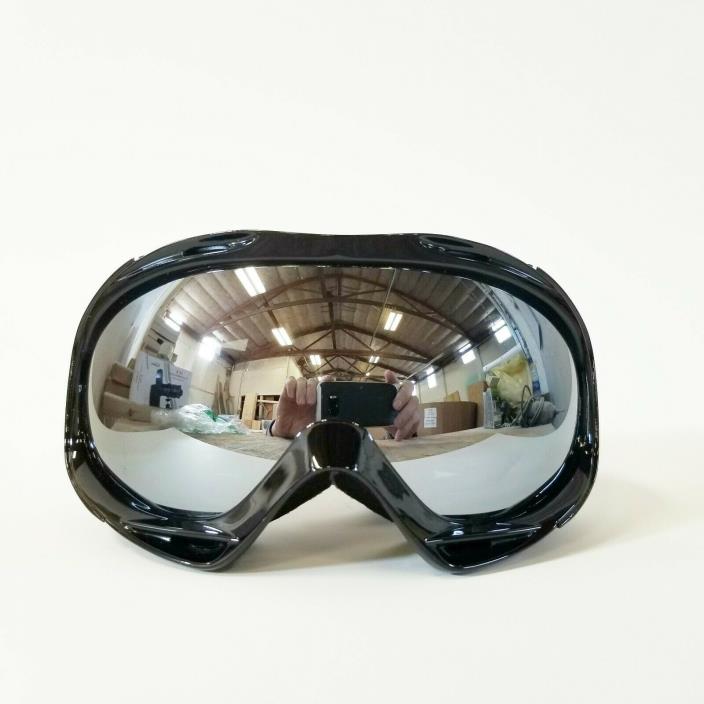 OutdoorMaster Kids Ski Goggles - Helmet Compatible Snow Goggles Boys & Girls 100