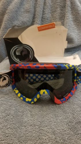 NEW Man Woman Structure Ski Goggles Anti Fog Multi Color Dragon