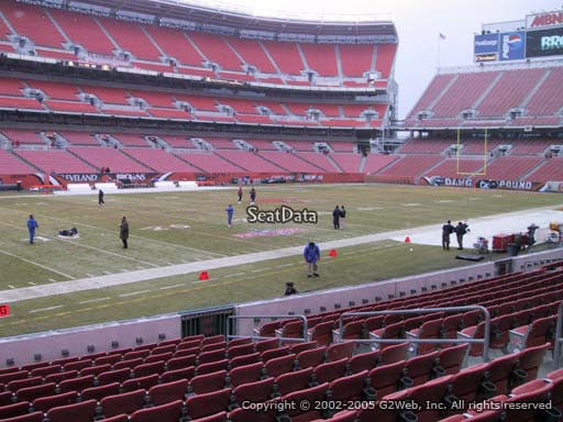 3 Cleveland Browns Tickets vs KC Chiefs 11/4 only 13 rows from field section 102
