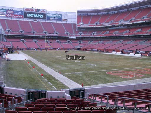 Cleveland Browns Tickets vs KC Chiefs 11/4 only 4 rows from field section 117