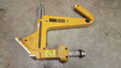 Stanley BOSTITCH  Pneumatic Floor Stapler