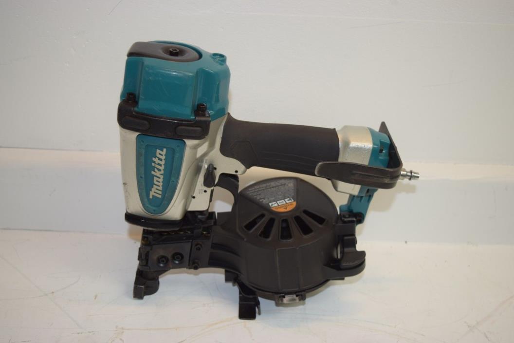 Makita AN454 1-3/4 in. 15 degree Coil Roofing Nailer
