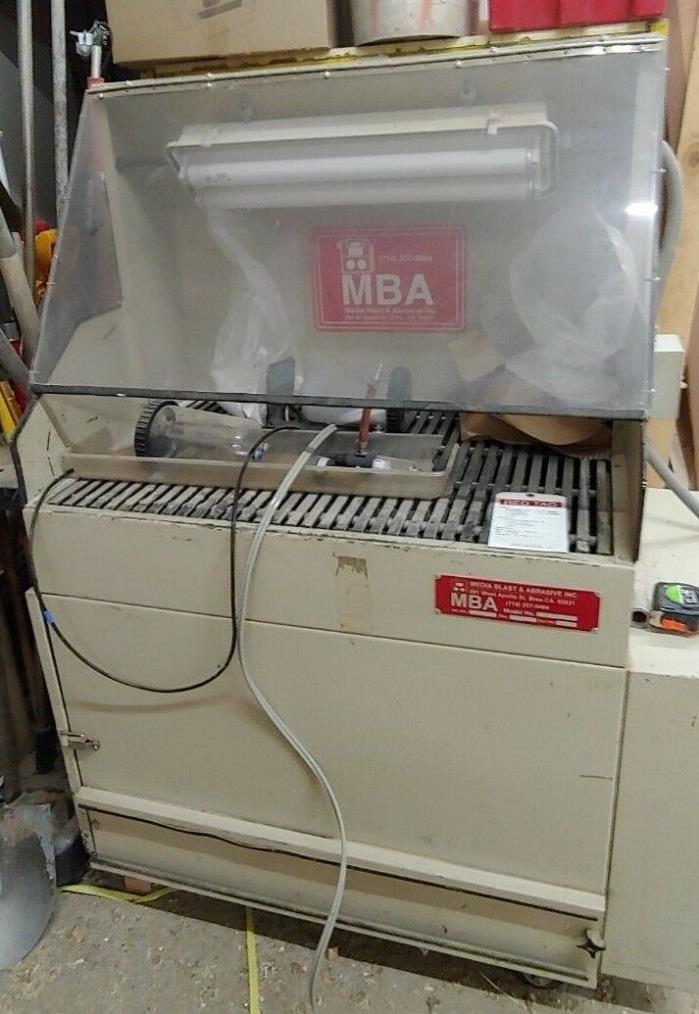Media Blast and Abrasive Sand Blaster Bench