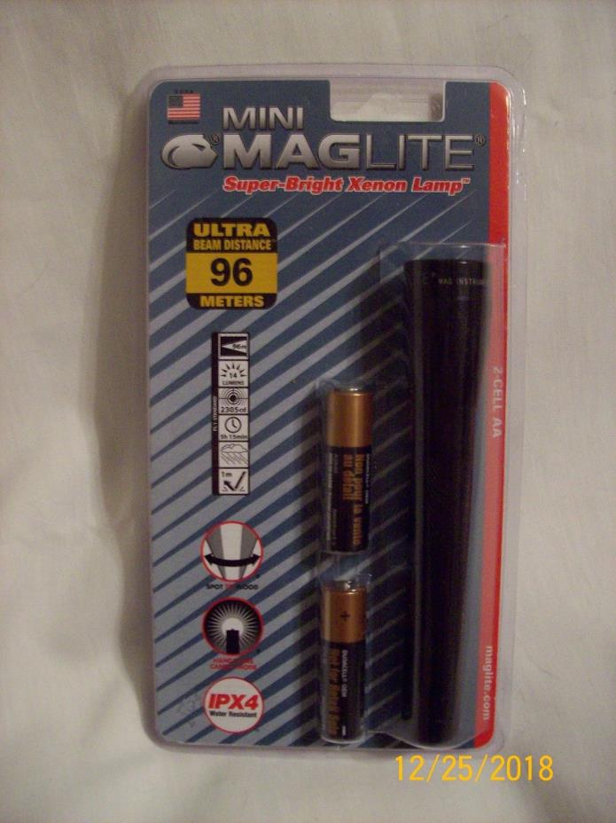 Mini Maglite M2A016 Flashlight