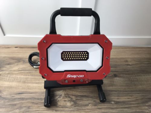 Snap on 922261 2000 Lumens LED Work Light