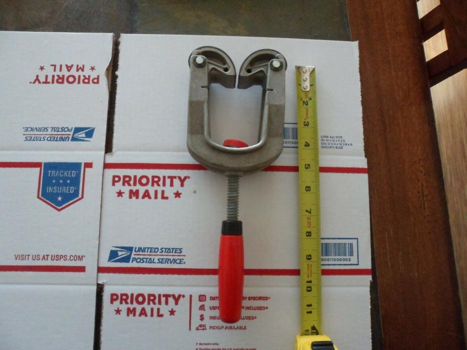 BESSEY EDGE GLUING CLAMP ATTACHES MOULDINGS EASILY ACKF2 up to 1-7/8