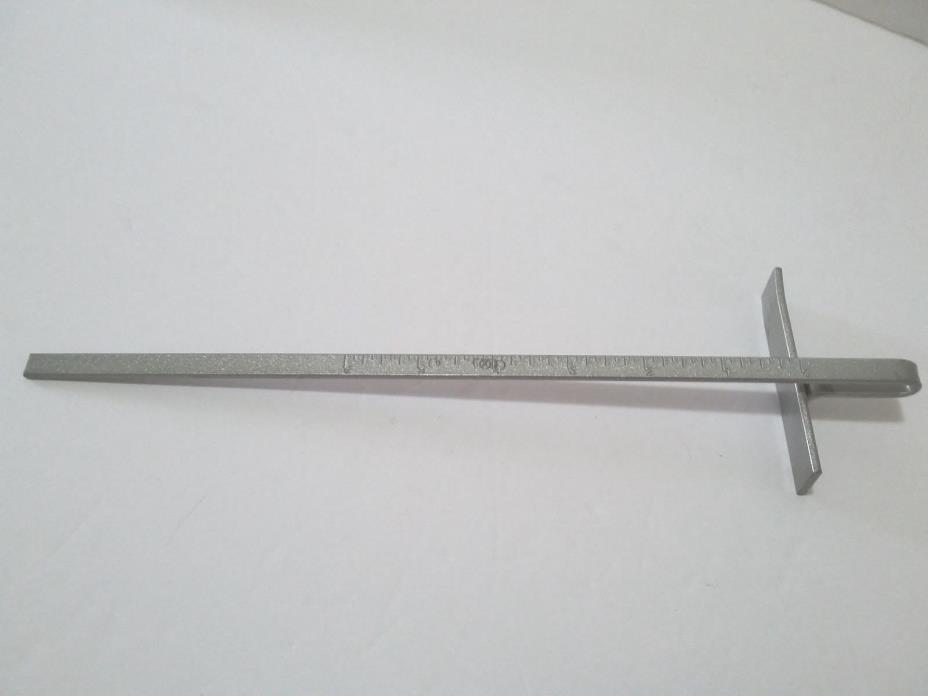 Straight Square Metal Ruler ?