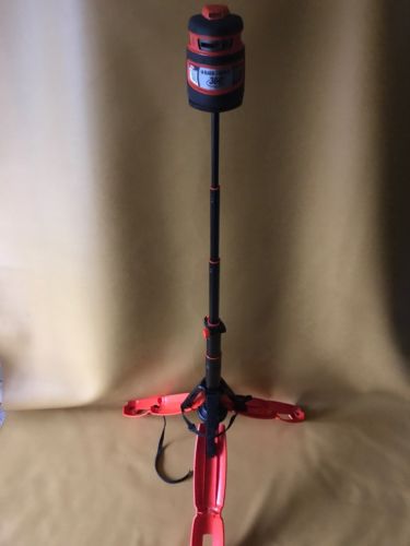Black & Decker 360 Auto Laser Level Collapsible Tripod BDL300S