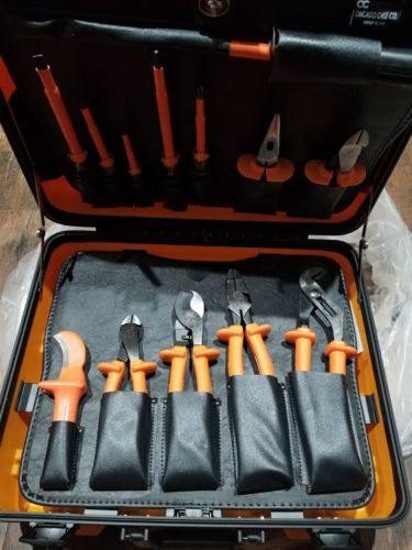 NEW KLEIN TOOLS 33525 Insulated Tool Set 13 Pieces with case for PROFESSIONALS