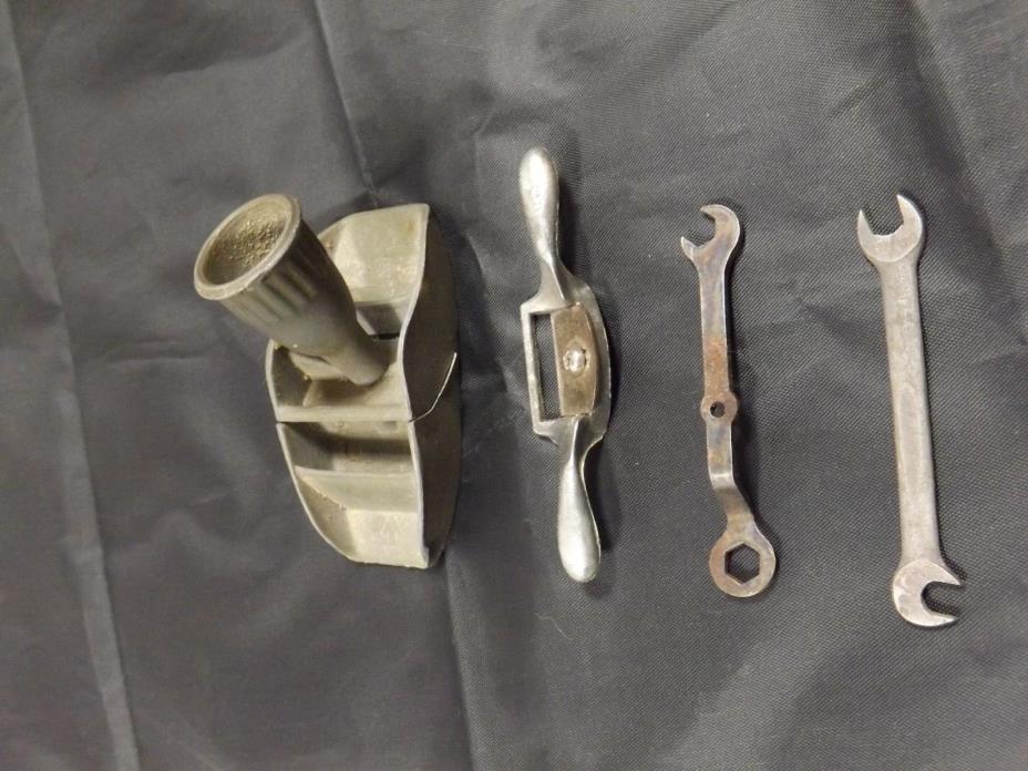Lot of 4 Small Model Mini Wood Hand Planers and Wrenches