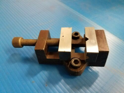 UNIMAT SL1000 OR DB200 MACHINE VISE. EXCELLENT SHAPE.