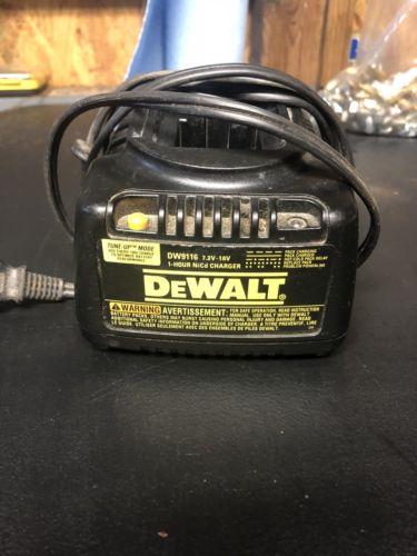Dewalt DW9116 7.2V to 18V 1 Hour Battery Charger NICD Charger